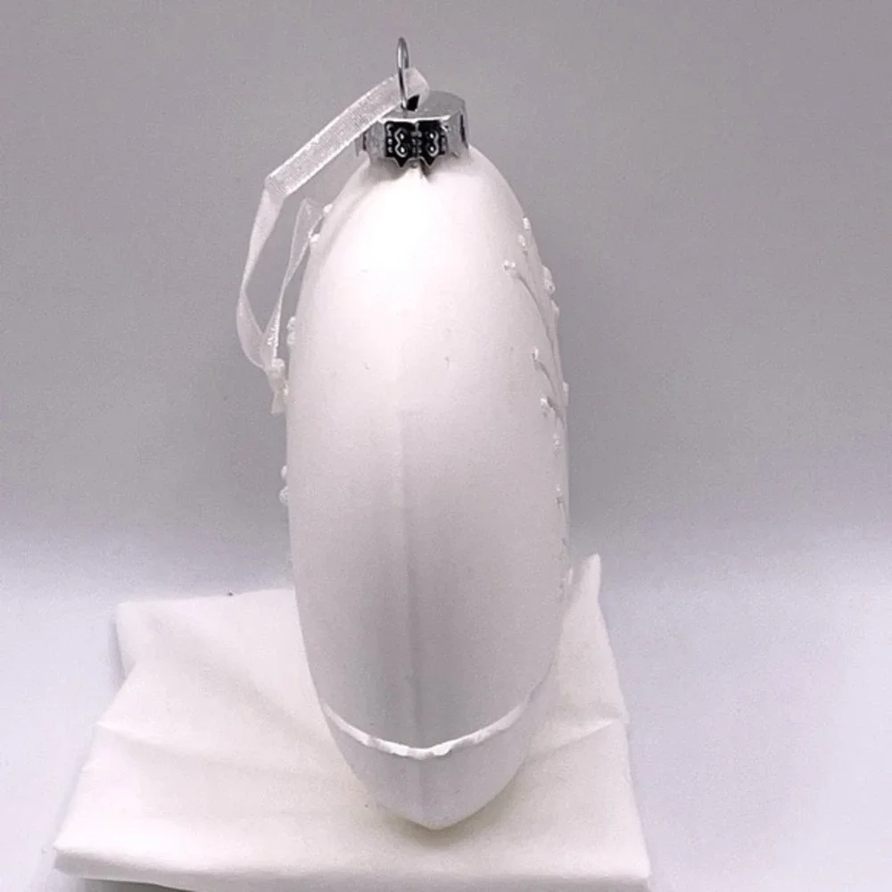 White Glass Silver Tree Winter Scene‎ 4